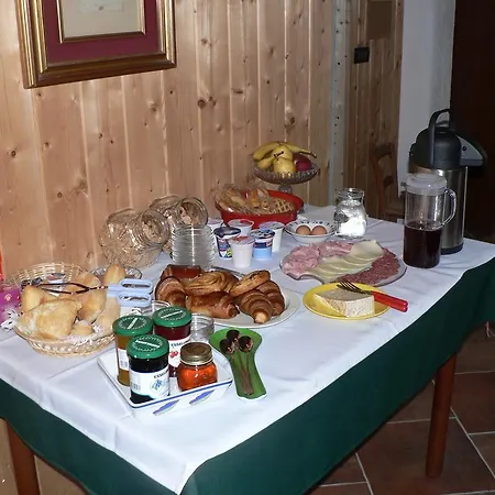 Nocleg ze śniadaniem La Via Del Sole 3*