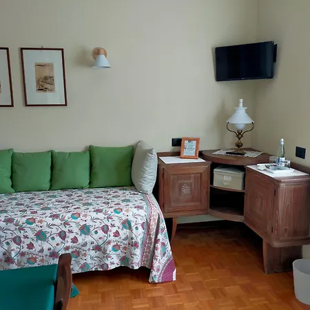 Nocleg ze śniadaniem La Via Del Sole 3*