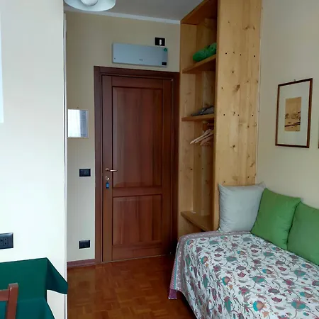 La Via Del Sole לינה וארוחת בוקר סוסה